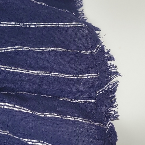 Free People crop top/frayed hem top. Size XS - Picture 2 of 10